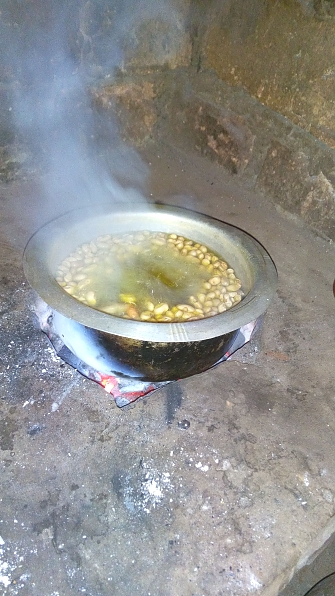 Brequette cooking Test at Kasanda village in Kakonko District